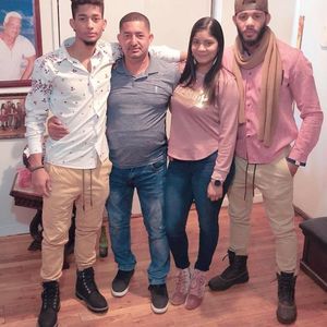 Meet your Posher, Cesar